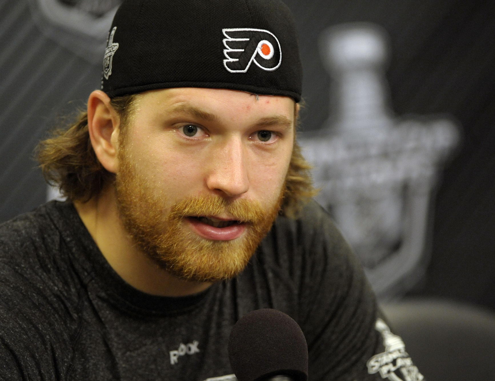 Claude Giroux arrested for grabbing a cop’s butt