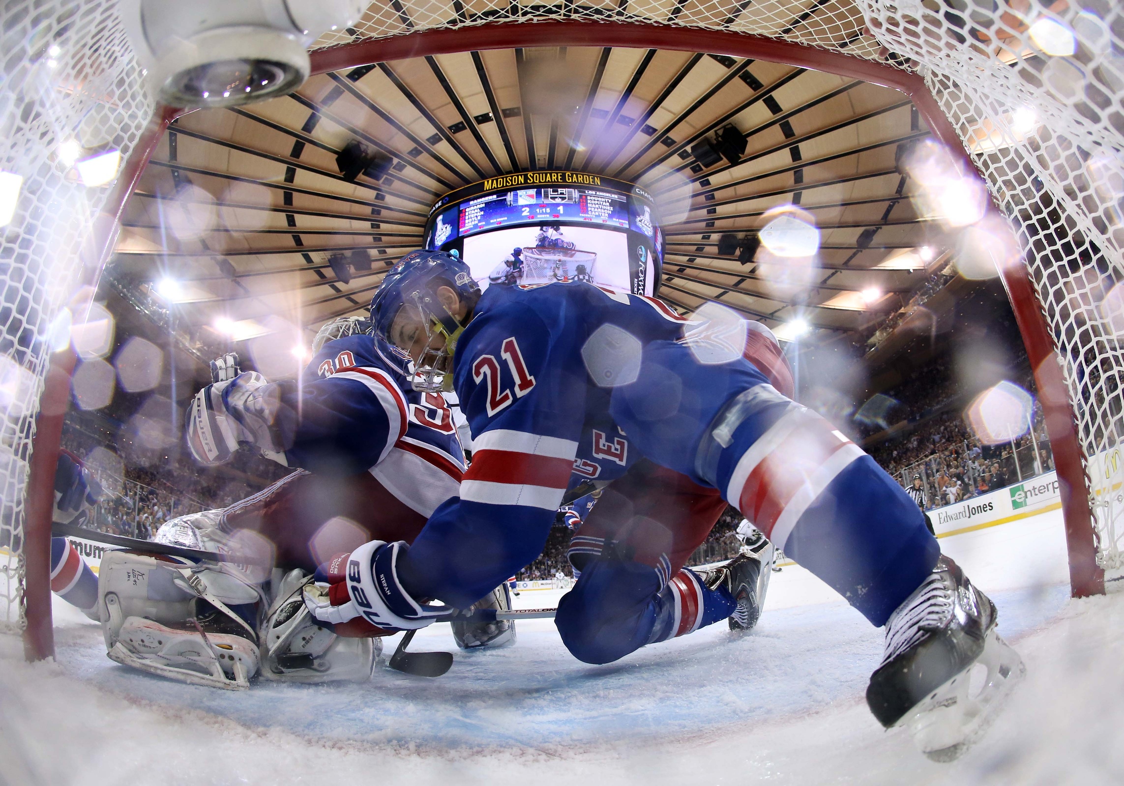 NHL reaches content deal with GoPro