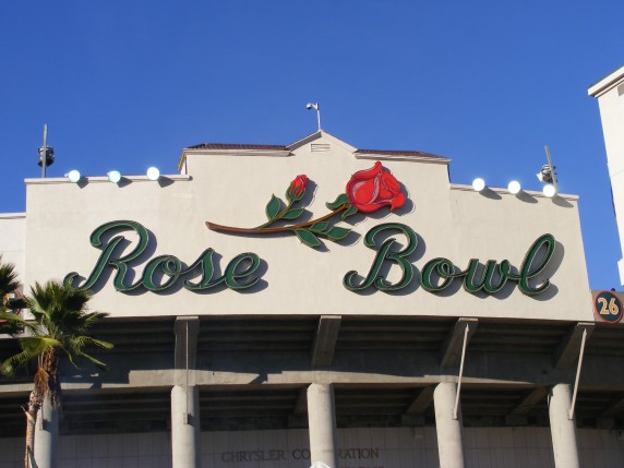 Bowl Season: 38 Newsworthy Bowl Facts