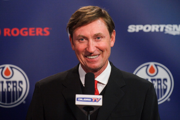 Wayne Gretzky says Connor McDavid could be the next Gretzky