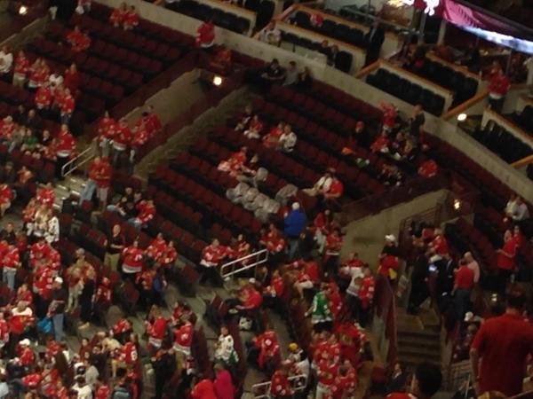 United Center roof leaks during Game 6